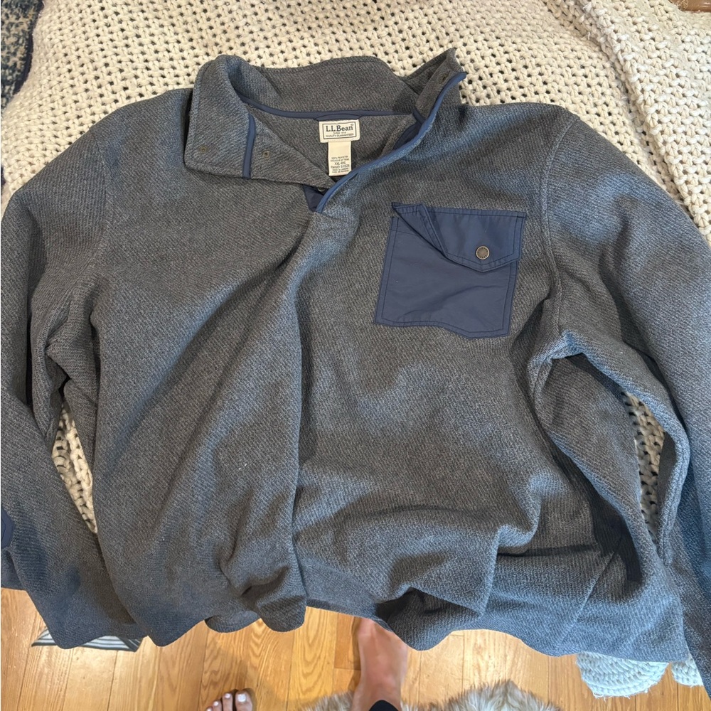LL BEAN. XXL. 1/4 button up.